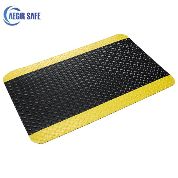 NO-SLIDE HEAVY DUTY DIAMOND-PLATE SPONGECOTE ANTI-FATIGUE MATS