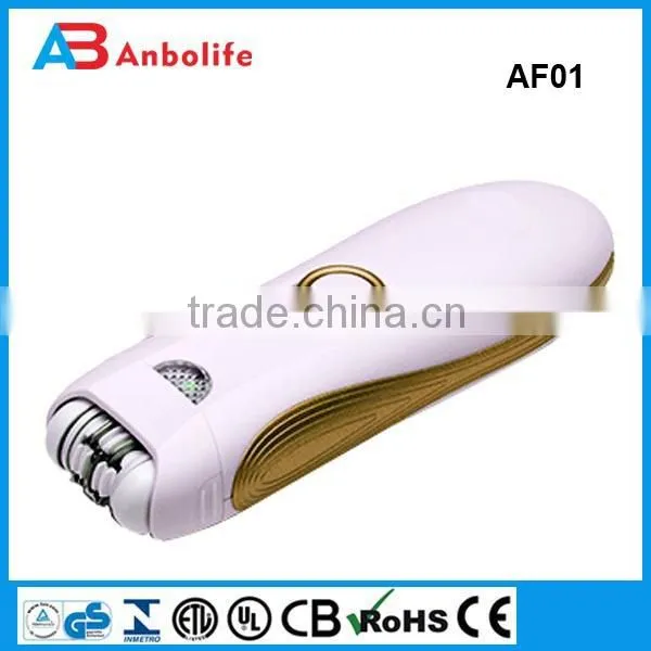 Ladies 3-Blade Close Curve Wet and Dry Shaver photo-3