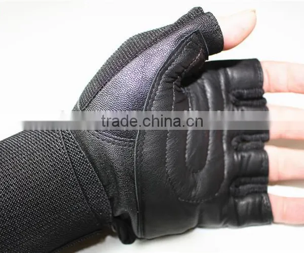 Adjustable Men's Lock Down Weight Training Gloves With Leather Padded photo-6