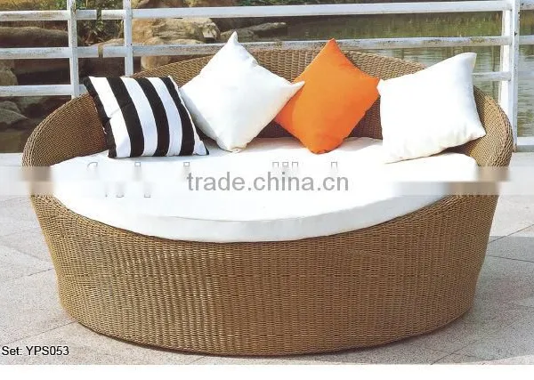 00 Outdoor Furnitue for Garden Comfortable Round Sun Rattan Sofa Bed YPS053