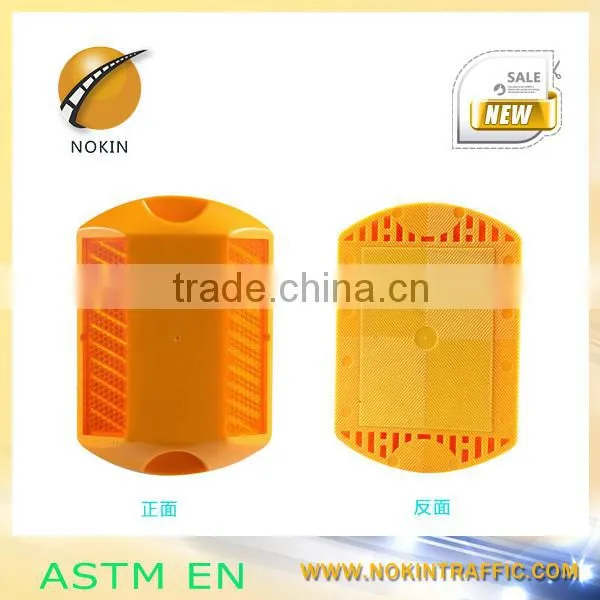 Special Groove Design Improve Reflectivity Cat Eye Reflective Road Stud