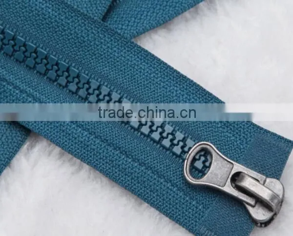 2016 High Quality Plastic Zipper photo-5