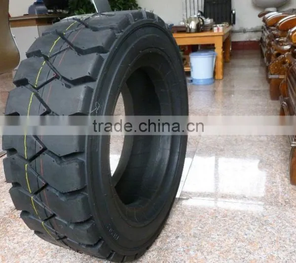China Factory Price Skid Steer Solid Forklift Tire 6.50-10 7.00-12 photo-4