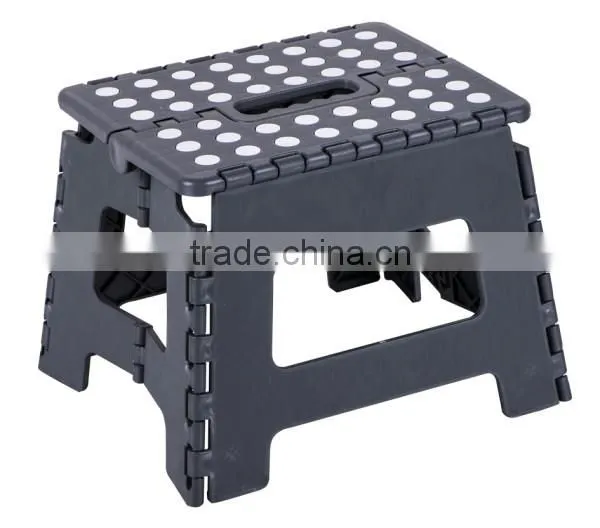 Pretty Family and Outdoor Folding Stool photo-2