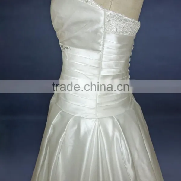 Sleeveless A Line Taffeta Wedding Dress photo-3