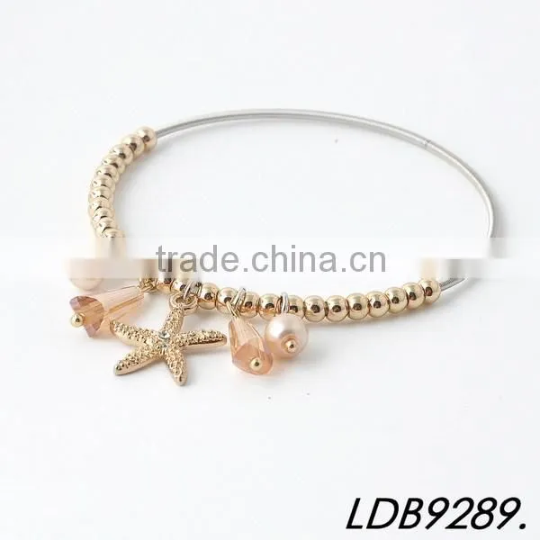 Gold Spring Chain With Fishstar Glass Beads Bangle photo-2
