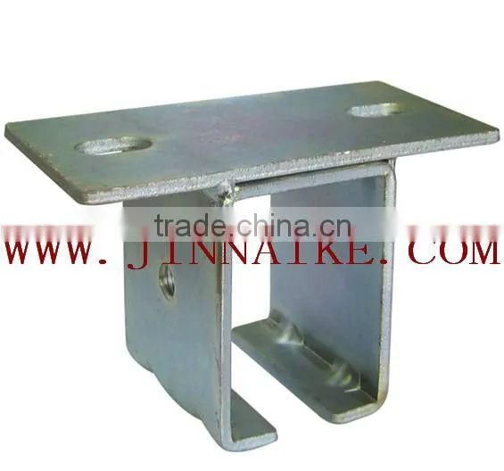 ADJUSTABLE CEILING SUPPORT BRACKET FOR GUIDE