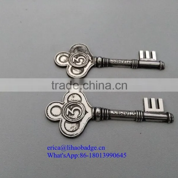 Personalized Decorative Metal Rhinestone Key Chain photo-5