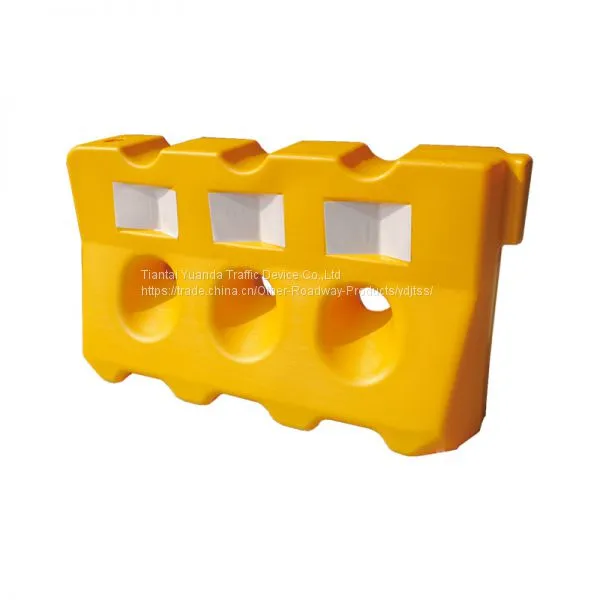 1800mm Plastic Water Filled Barrier photo-3
