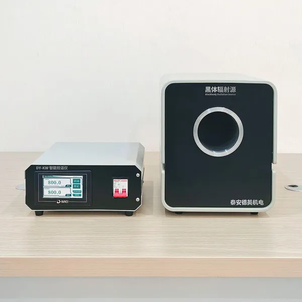 DY-HT2M-C Ultra-High-Temperature Blackbody Radiation Source (100mm) photo-2