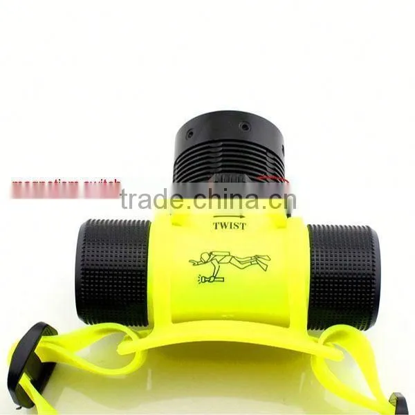 FT50 IPX8 Waterproof Plastic Underwater Diving Led Equipment Rechargeable Underwater Diving Light photo-4