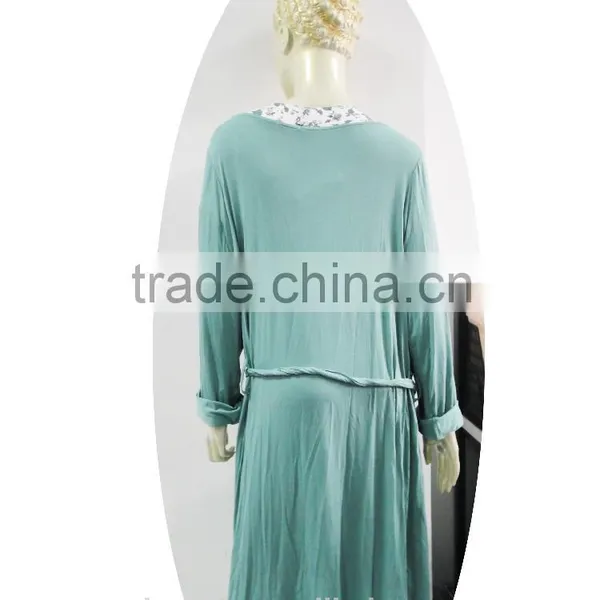 Refined and Graceful Buckle Fastener Night-robe photo-2