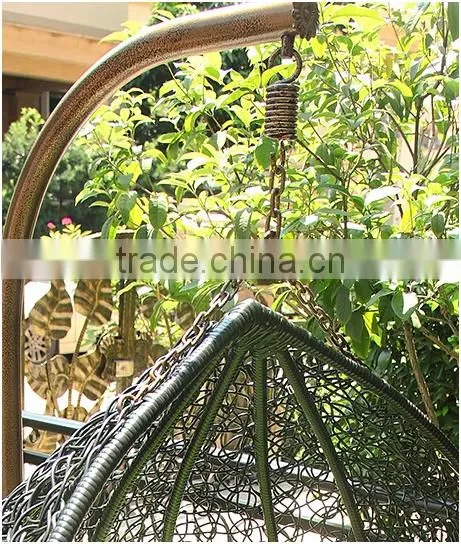 Water Drop Shape White Synthetic Rattan Outdoor Lover Seat Swing Chair photo-3