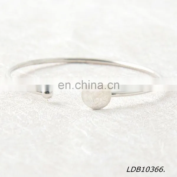 Immitation Rhodium Circle Cuff Bracelet photo-2