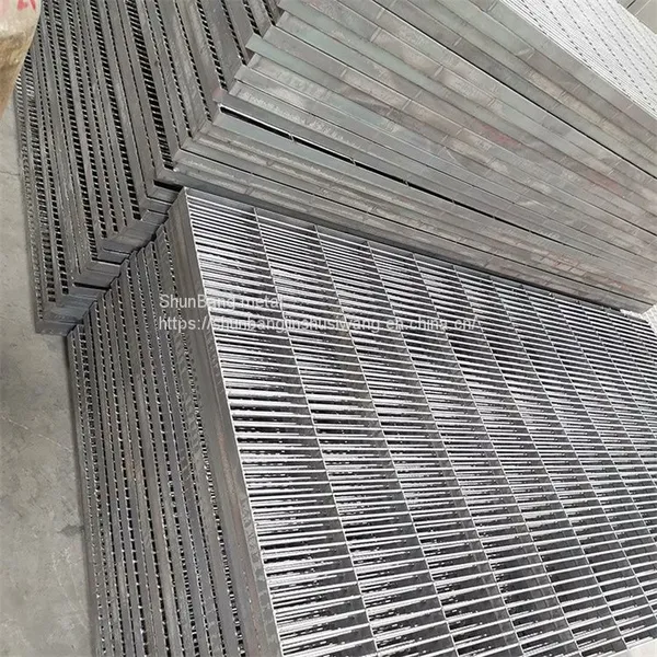 Galvanized Steel Grating photo-4
