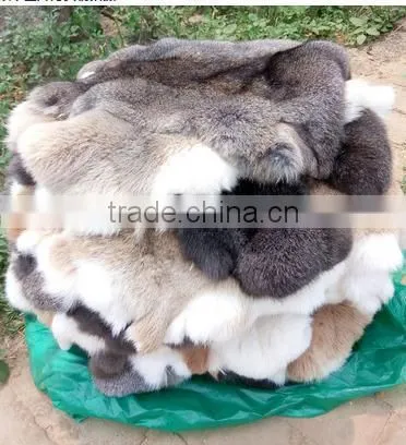 Big Piece Raw or Dyed Color Large Rabbit Fur Wholesale photo-2