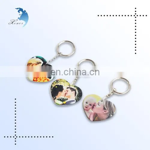 Low Price of Plastic Crafts Custom Design Plastic Keychain With Good Service photo-2