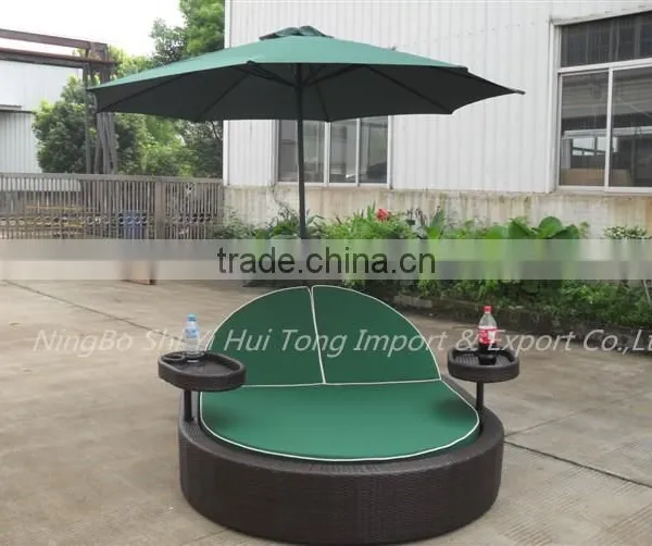 Modern With Umbrella Garden PE Rattan Wicker Sofa Bed photo-2