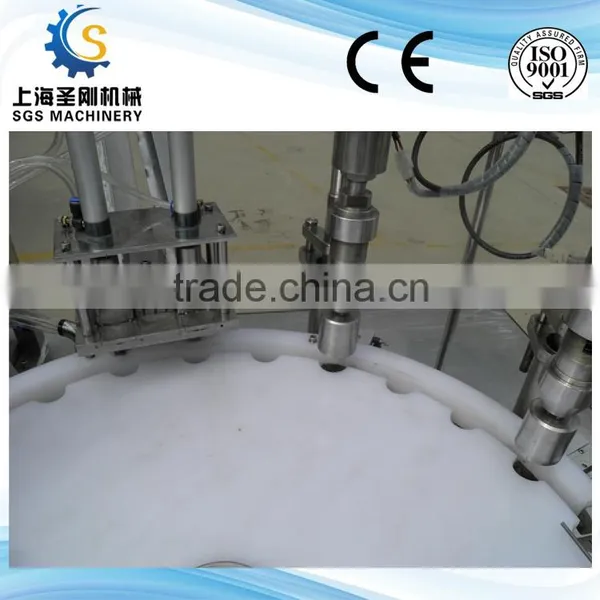 2015 Hot Sale Fully Automatic Plastic Bottle Capping Machine photo-2