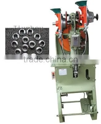 Automatic eyelet machine