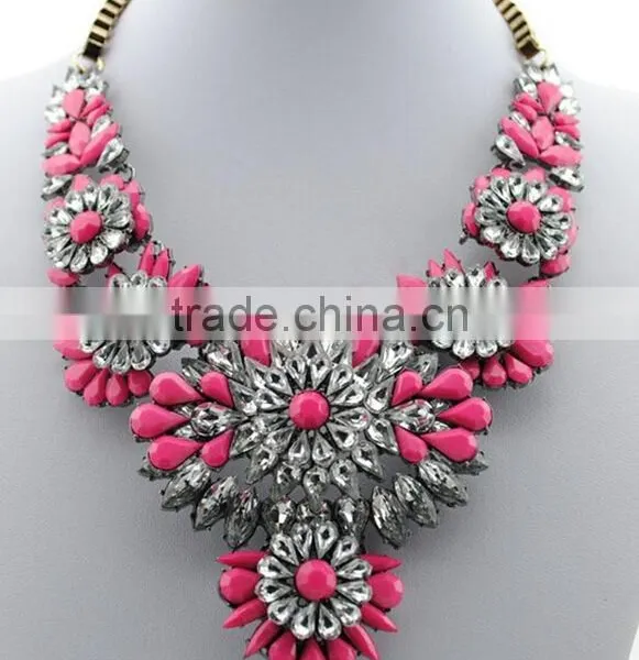 2016 Hot Sales Bulk Flower Resin Crystal Material Gold Chain Flower Pendant Shourouk Statement Necklace Semi Precious Jewellery photo-2