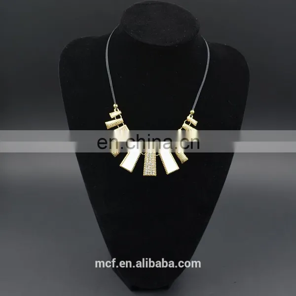 Wholesale Crystal Diamond Rhinestone Fashion Pendant Necklace MCB-0032 photo-3