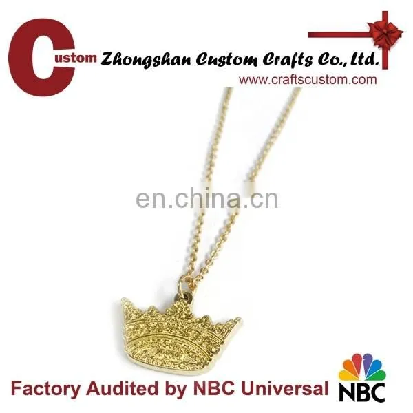 Hot New Products for 2015 Beautiful Queen Crown Pendant Alloy Gold Plated Crown Pendant