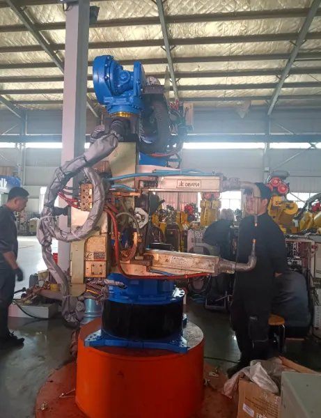 Industrial Robotic Arm Arc Welding Yaskawa Automatic Welding Machine Robot ES200D photo-3