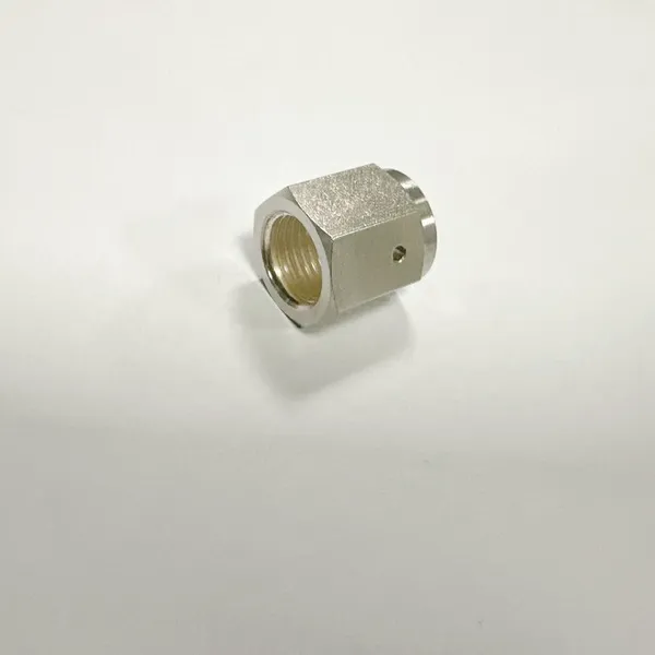 1/4in. Male NPT to 1/4in. Metal Face Seal High Purity UHP Fitting for Semiconductor Industry photo-5