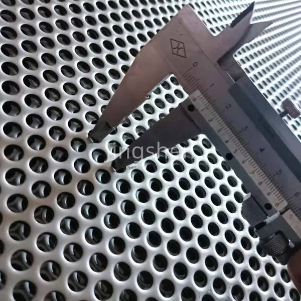 Galvanized Perforated Metal Mesh Wall Panel, Perforated Grating, Black Steel, Aluminum Micro-perforated Panel photo-4