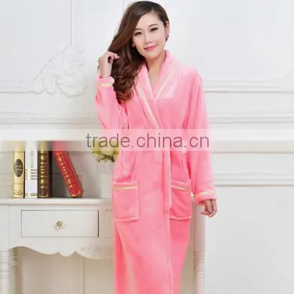 Fashion 100%polyester Sleepwear ,nightwear ,nightgown Flannel Robe