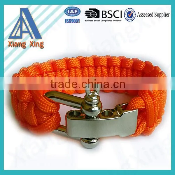 High Quality Wholesale Cheap Cross Paracord Bracelet With Logo photo-2