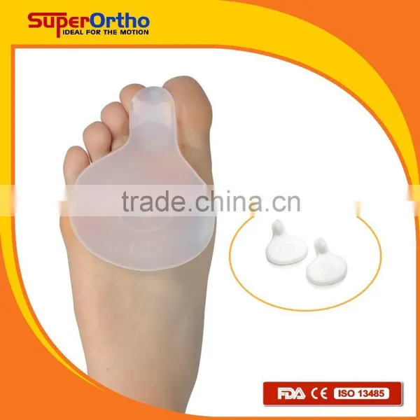 Silicone Foot Care-- O0-018 Metatarsal Pad With Toe Retractor