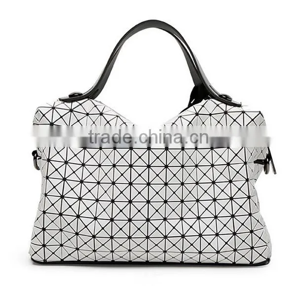 Set of Check Tote Bags With Plastic Check Design, White and Black Handbags photo-4