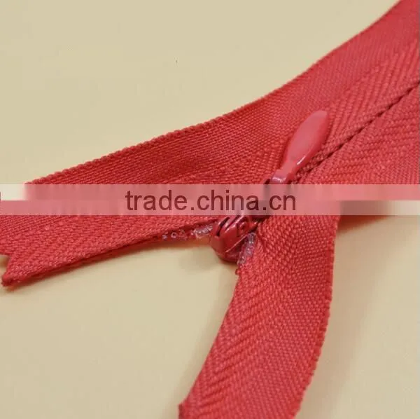 Closed End Auto Lock Invisible Zipper With White Tape photo-4