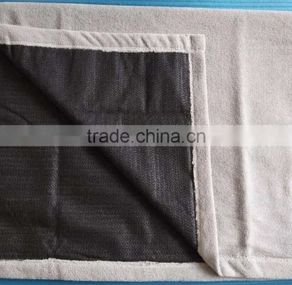 Wholesale Eco-friendly Anti Slip Microfiber Yoga Towel With PVC Net