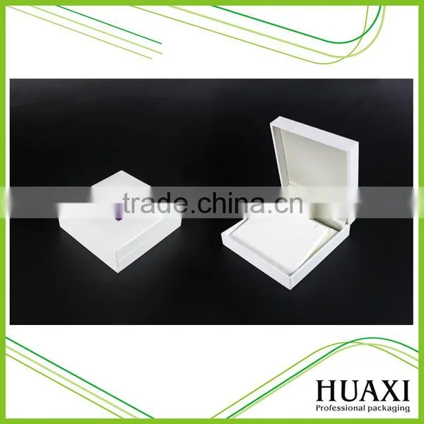 Luxury High End Jewelry Packaging Plastic Boxes Custom Made Plastic Jewelry Boxes photo-3
