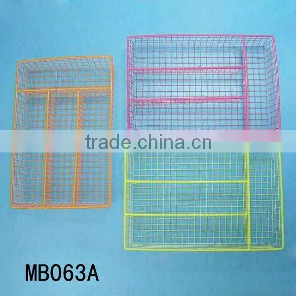 Chrome dishware basket