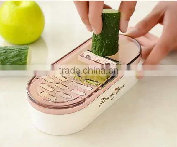 CY126 Mini Sharpener Shaped Beauty Mask Cucumber Slicer photo-2