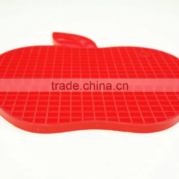 16113 Apple Shape Heat Insulation Silicone Pot Holder photo-2