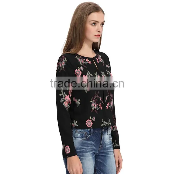 Latest Fashion Women Custom Embroidery Bomber Jackets photo-4