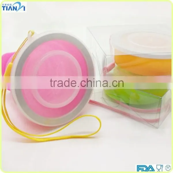 China BPA Free FDA Standard Silicone Folding Cup photo-4