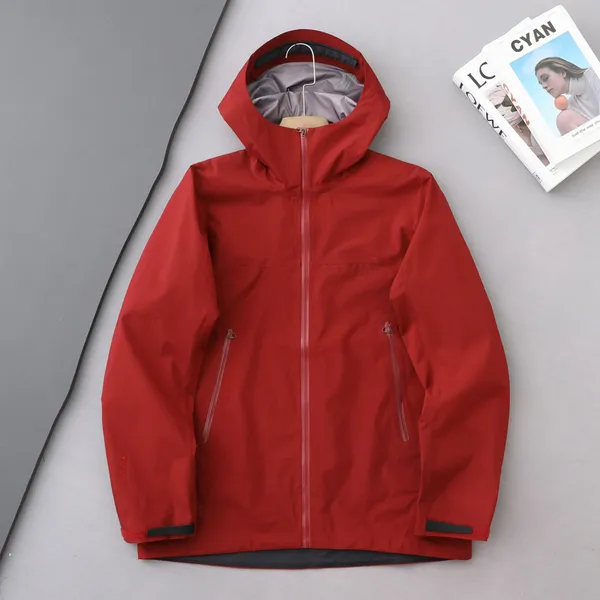 Outdoor Sports Women's Waterproof Golf Fashionable Jacket and Raincoat