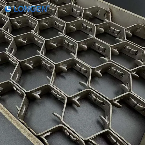 Pure Industrial Hex Steel Mesh Standard Hexagonal Cellular Metal Mesh High Temperature Resistant Widely Used photo-4