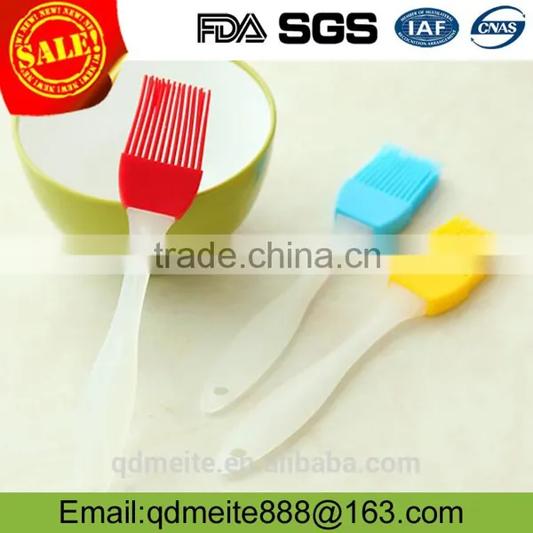 Hot Selling FDA LFGB Food Grade BBQ Brush/ Rubber Basting Brushe