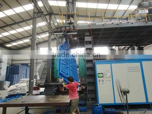 New Water Tank Blow Molding Machine photo-2