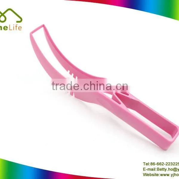 Plastic Kitchen Cutter Tool Fruit Cutter Watermelon Slicer and Corer Melon Cutter Smart Kitchen Gadget