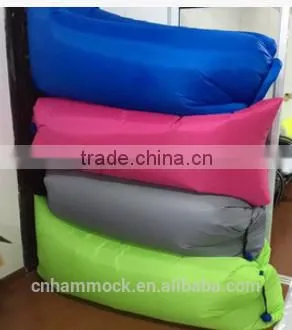 Nylon Fabric and 3 Season Type Convenient Inflatable Lounger Hangout Oblong Inflatable Air Hangout Bag