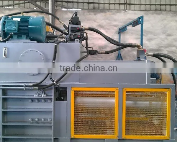 HIGH EFFICIENCY PLASTIC BALER MACHINE photo-2