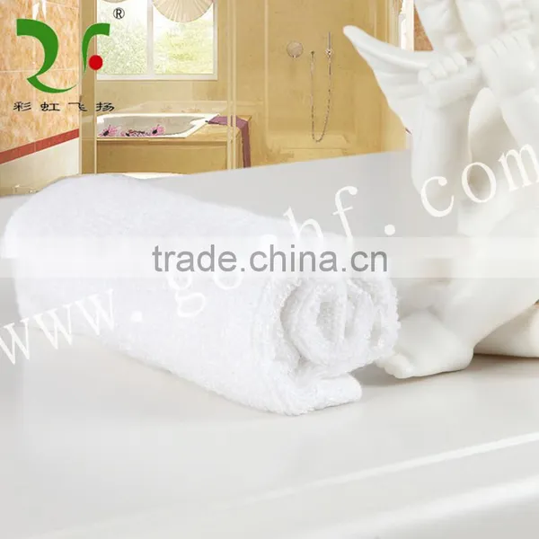 China Suppliers 100% Cotton Plain Weave Embroidered Face Towel photo-4